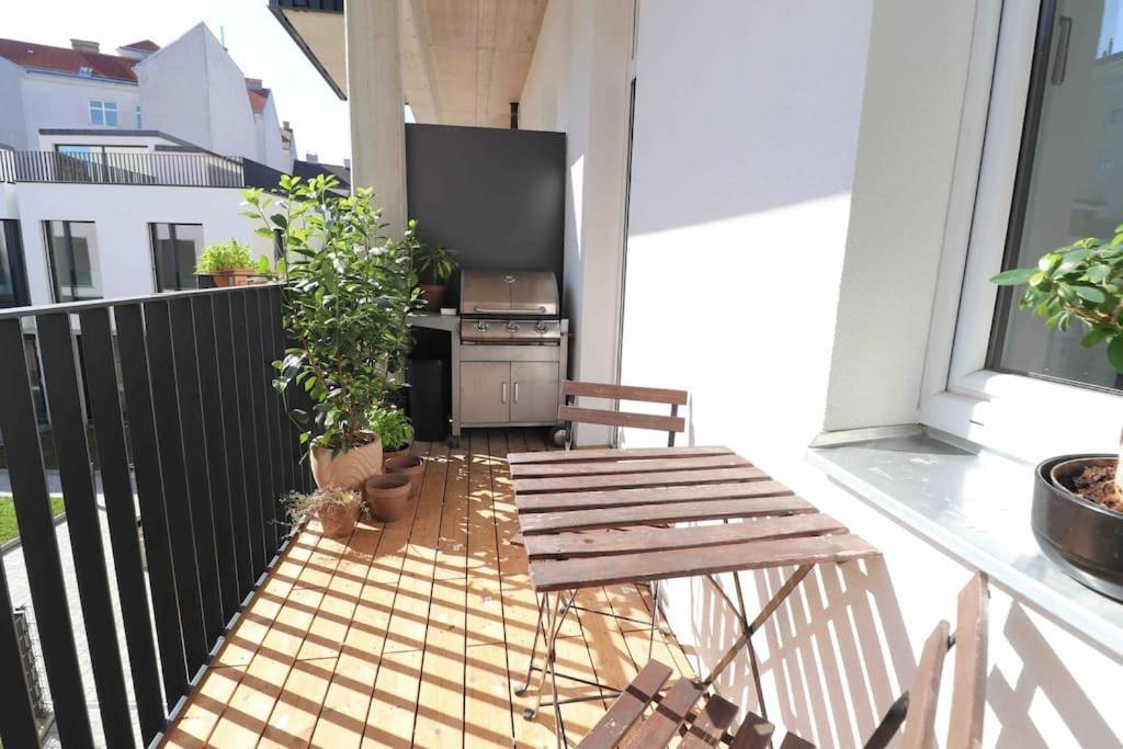 Smart Apt Mit Balkon Am Augarten Park Naehe Zentrum Vienne Extérieur photo